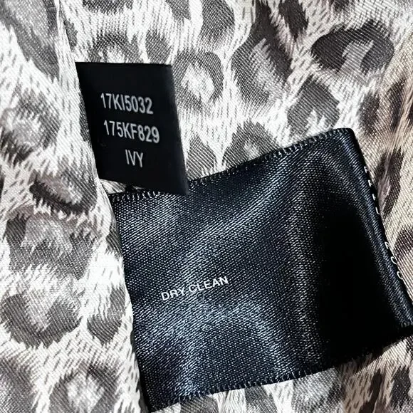 Kenneth Cole New York Coat Womens Medium Beige Faux Fur Leopard Lined Snap Front - Picture 11 of 11